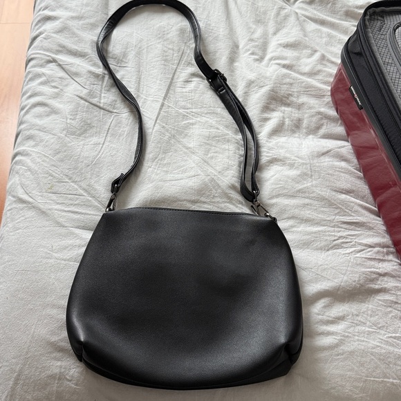 321. Pixie Mood Crossbody Bag - Picture 5 of 5